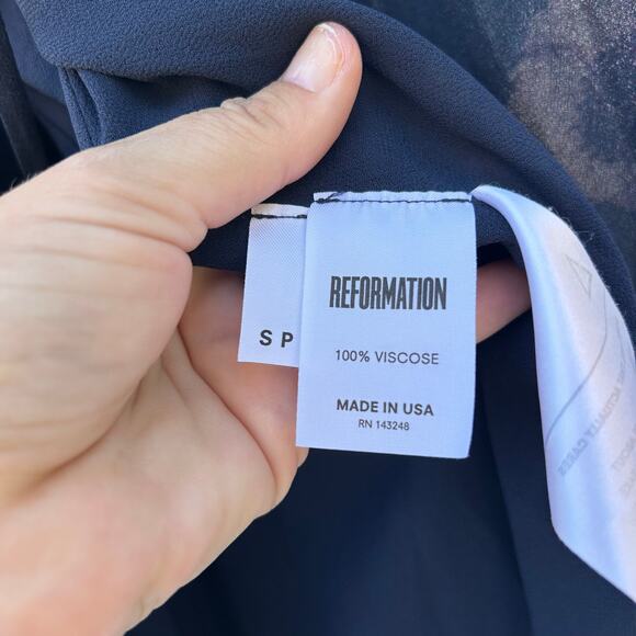 Reformation Long Sleeve Wrap Mini Dress Dark Black Floral Small Fall V-Neck - Picture 9 of 10